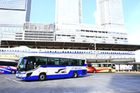 「名古屋」駅バスターミナル・名鉄バスセンターからは、四国・北陸・信州へと各地へのバスが運行。